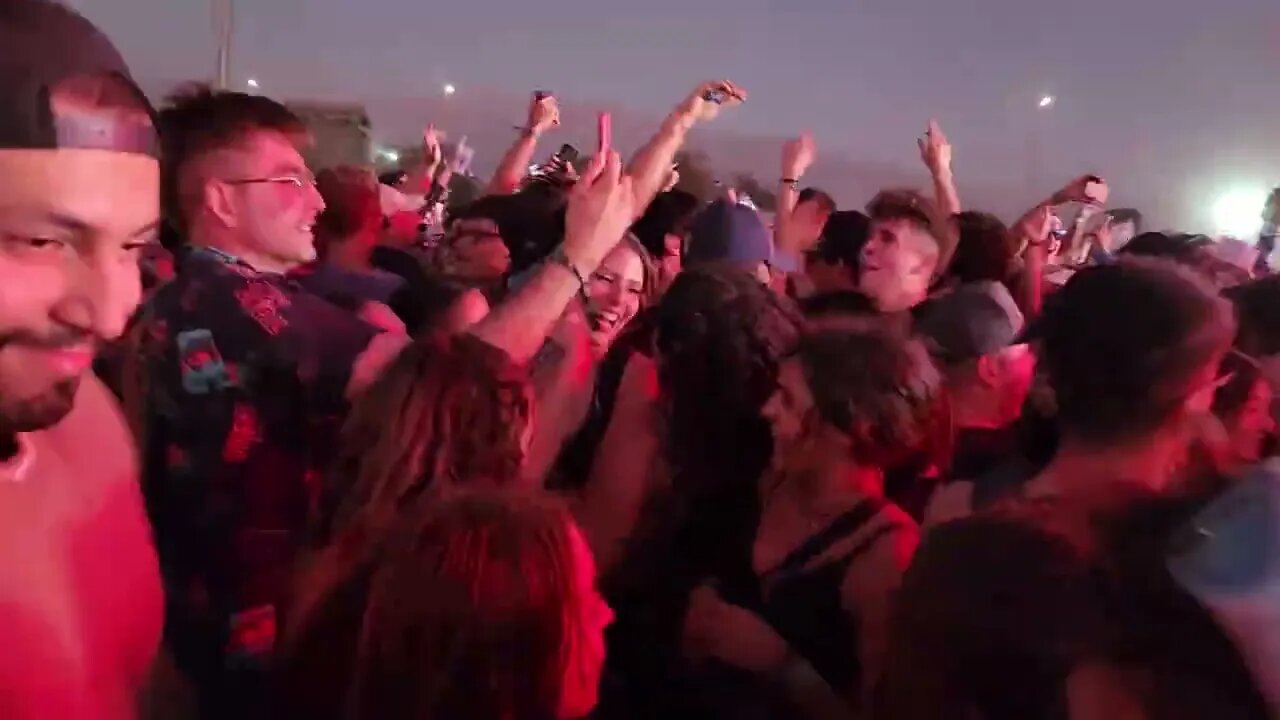 Fred again.. ◉ #Lollapalooza 2023 🎵 Billie (loving arms)🎵 #lollacl #lollacl2023 #lollapaloozachile