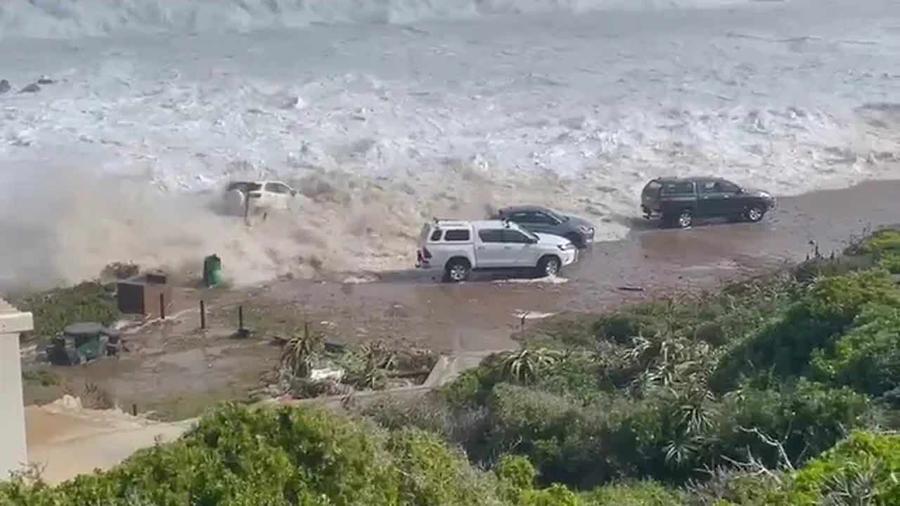 Heroldsbaai 16th September 2023 Sea Storms #southafrica #storm #stormseason #jongensfontein