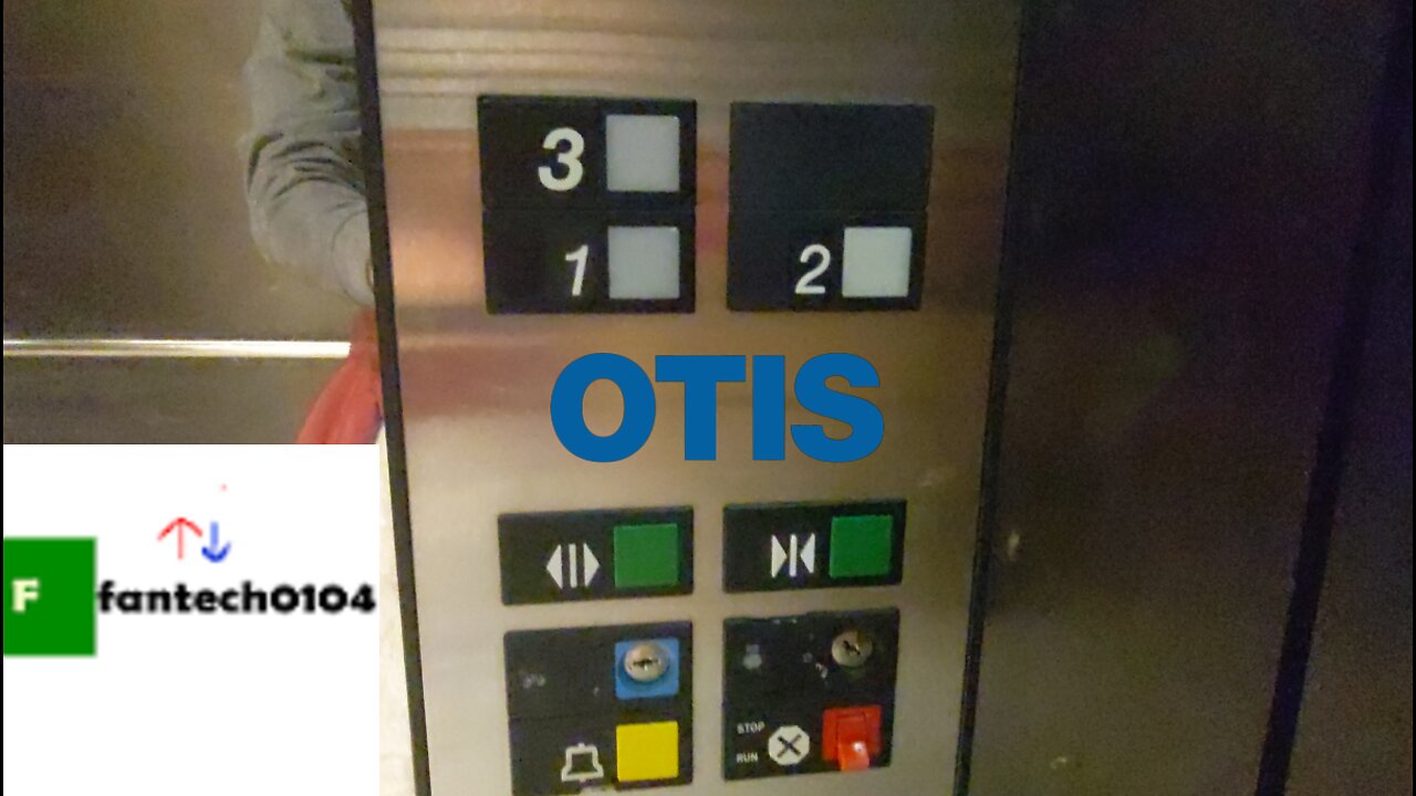 1986 Otis Hydraulic Elevator @ Macy's - Danbury Fair Mall - Danbury, Connecticut