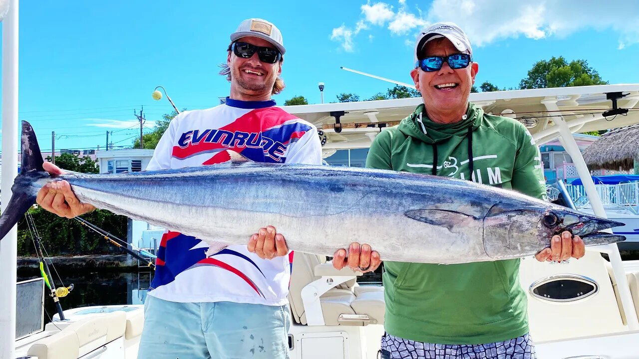 How to catch WAHOO on plugs *NOT HIGH SPEED TROLLING* Catch N Cook