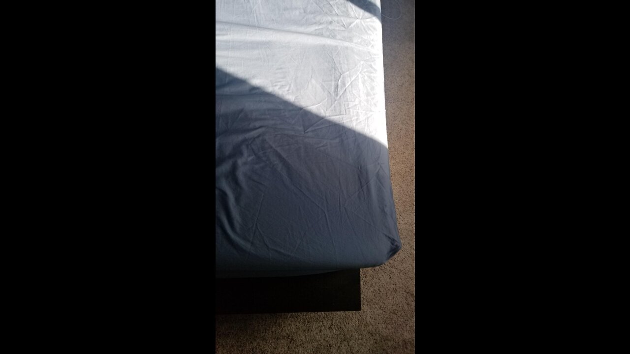 Review California Design Den Queen Sheets, Soft Cooling 100% Cotton Sheets, 500 Thread Count 4...