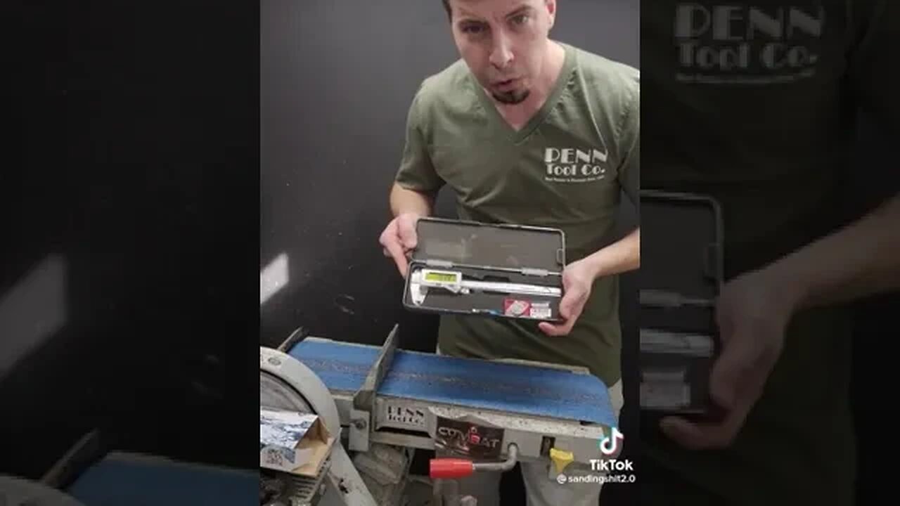 Demonstration Of Waterproof IP67 Caliper