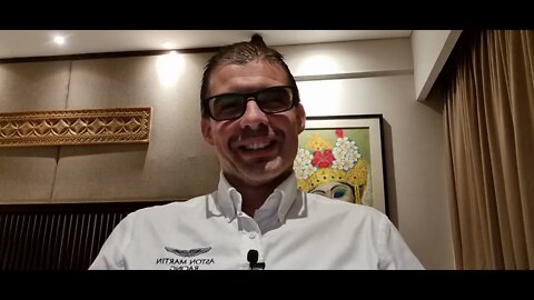 Mais um escândalo 'do' Primeiro-Ministro: doutor não doutorado, governantes governados. Peterson #34