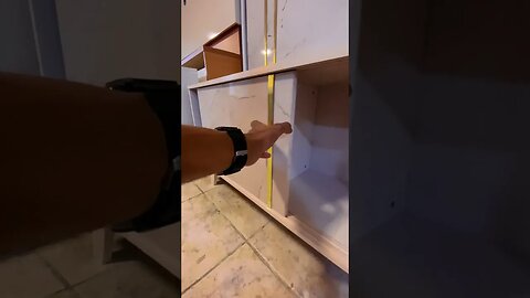 O Rack com Painel Cronos para TV até 65 Polegadas 2 Portas Madetec é um conjunto sofisticado!