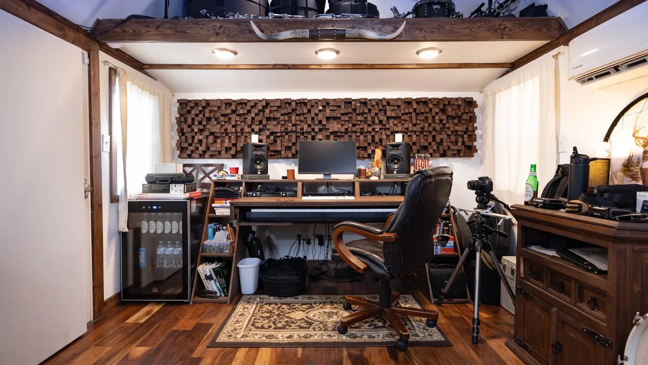 EPIC STUDIO SETUP in a SHED 2023 | Brian Clancy (studio tour)