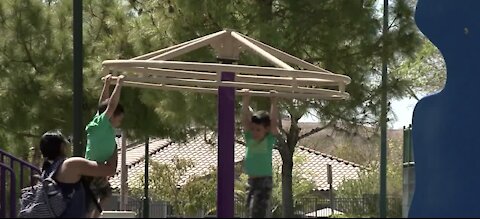 Families flock to local parks with CCSD spring break underway