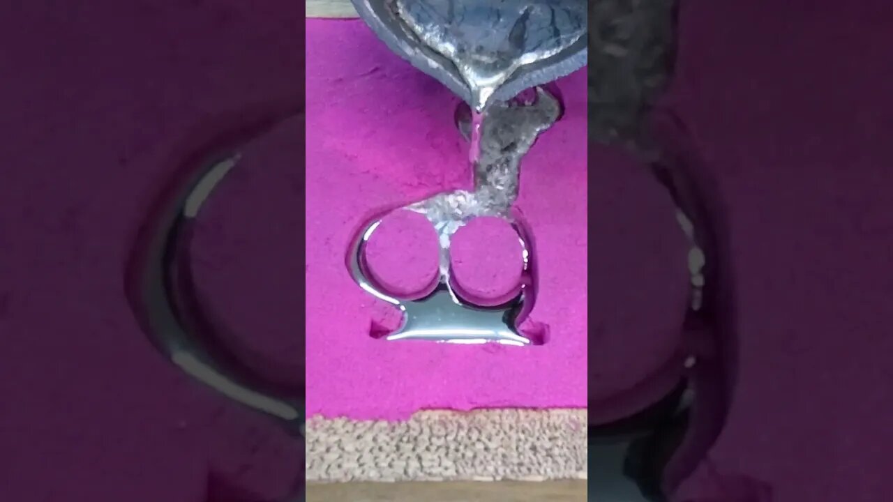 Pouring Molten Metal into Molds #shorts #shortsfeed #experiment