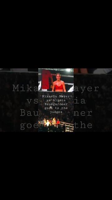 Mikaela Mayer vs Alycia Baumgardner goes to the judges after 10 rounds #mayerbaumgardner