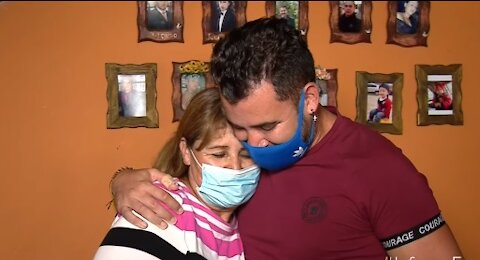 El abrazo con su hijo robado hace más de 30 años y que terminó adoptado a 9.000 km