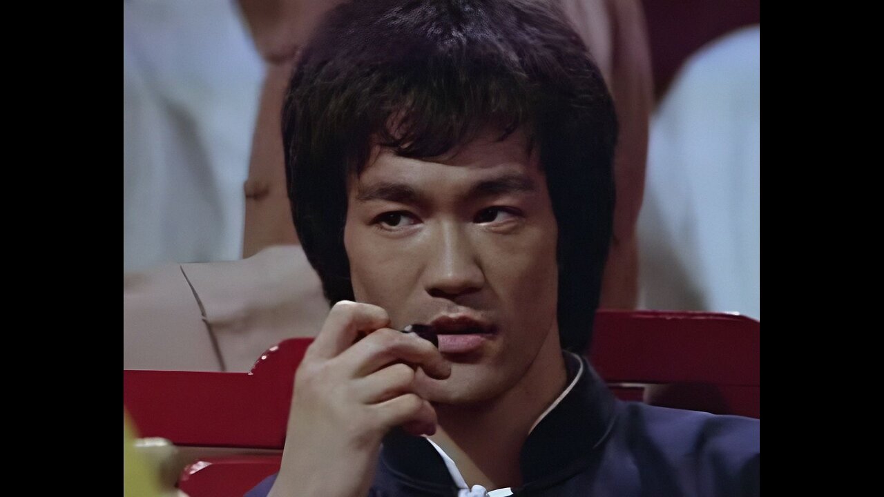 Cross kick Studio Films Bruce Lee Enter The Dragon