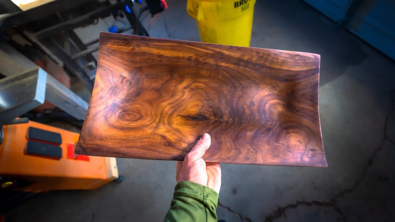 Beautiful walnut bowl with angle grinder