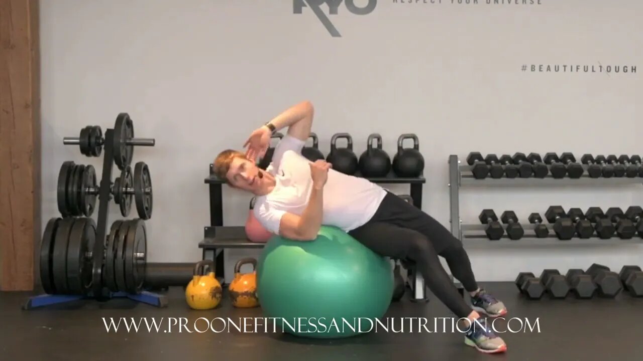 Side Crunch on a ball