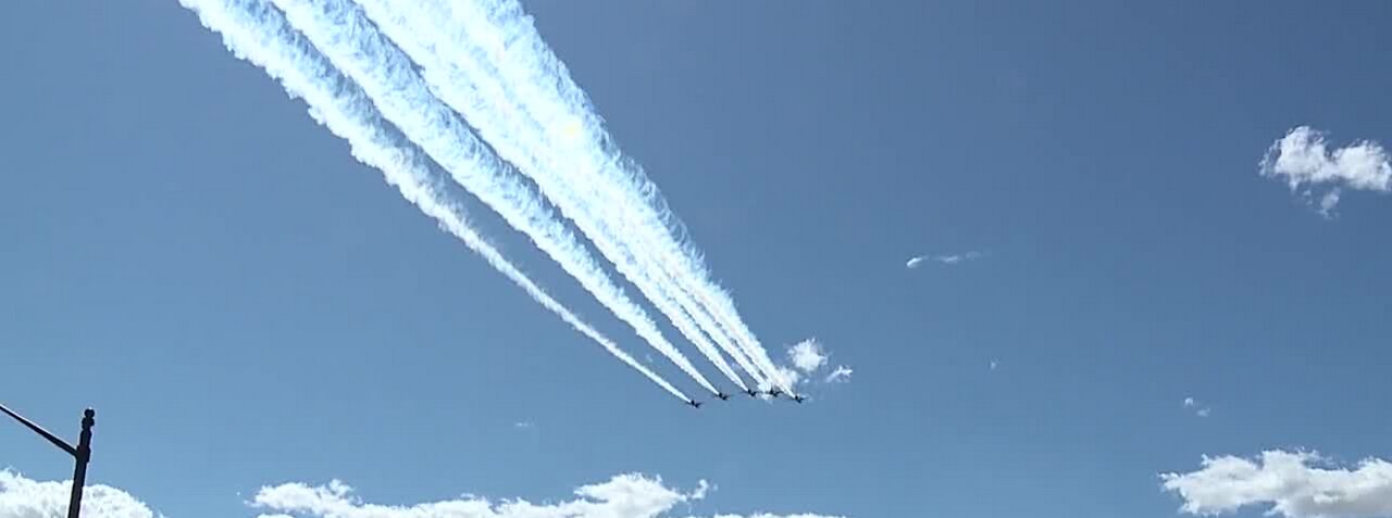 Thunderbirds & Blue Angels 'America Stronger' flyover