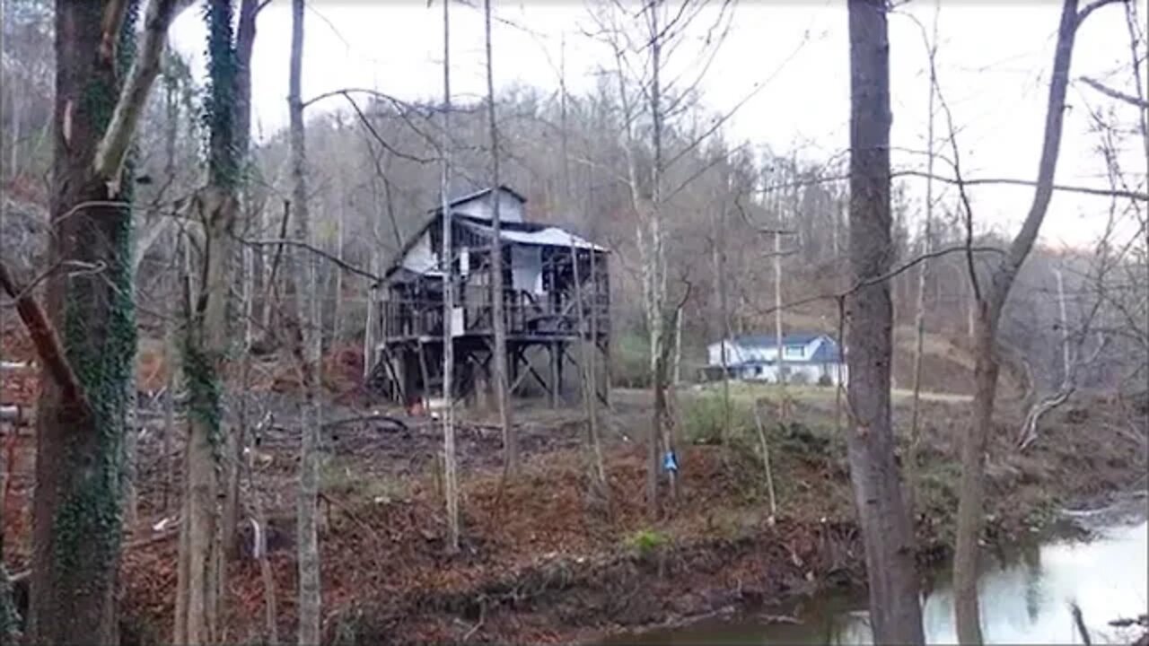 Millstone, Kentucky: Old Coal Town Wrecked By Flooding