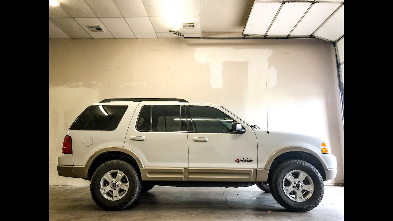 Custom 4x4 explorer fender badges