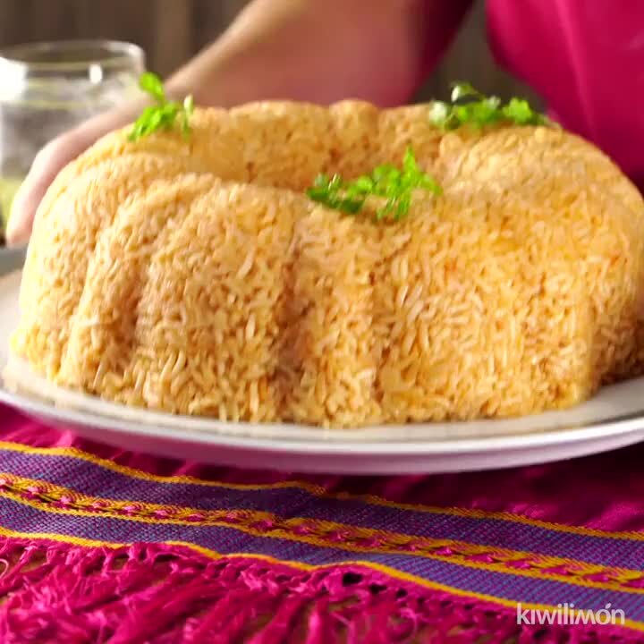 Braided Rice Cake with Picadillo