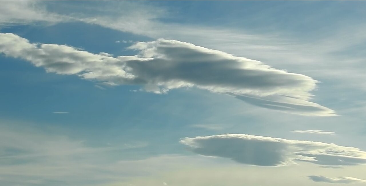 Skylapse Video 013 | Heading Nowhere Fast | Relaxing Colors