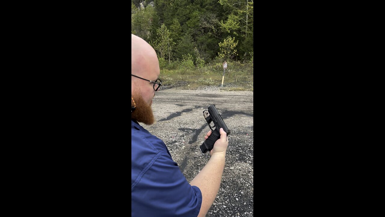 Sig P320. Wilson combat grip module.