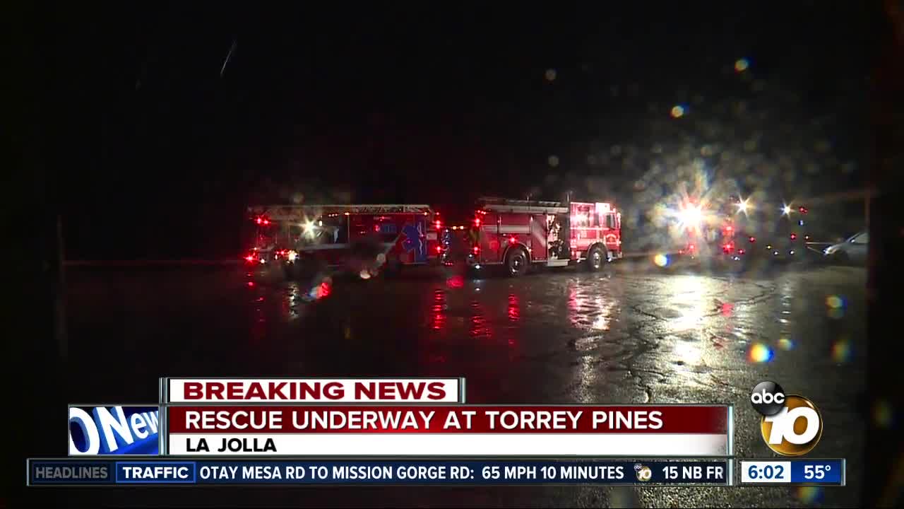 Two people rescued from cliff at Torrey Pines