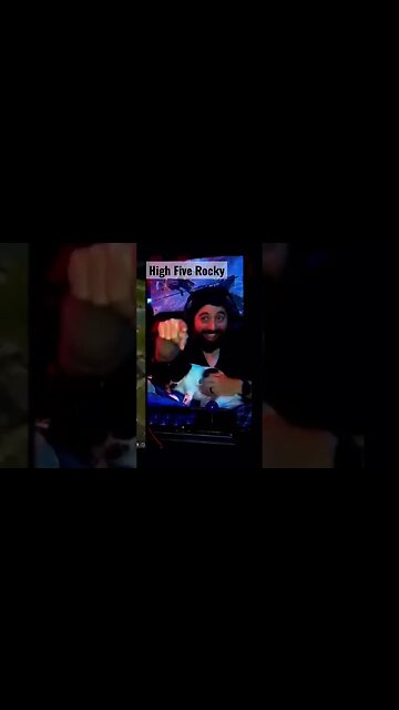 High Five Rocky #puppies #soulcalibur #witcher