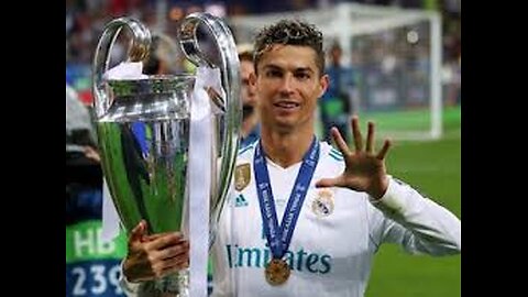 Cristiano Ronaldo make a goal and win the match