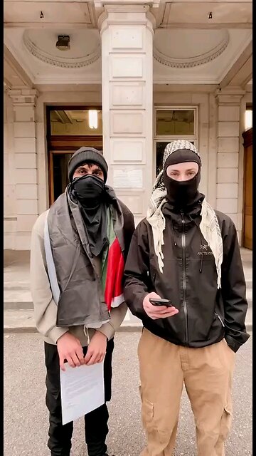 Why do these cringeworthy teenagers look like an ISIS tribute act? Knock-off Jihadis…