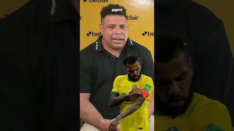 🤔 O Ronaldo parece ter gostado do Dani Alves convocado! E para você? Ele era a melhor opção? #shorts