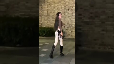 Chinese Girl Turns Heads