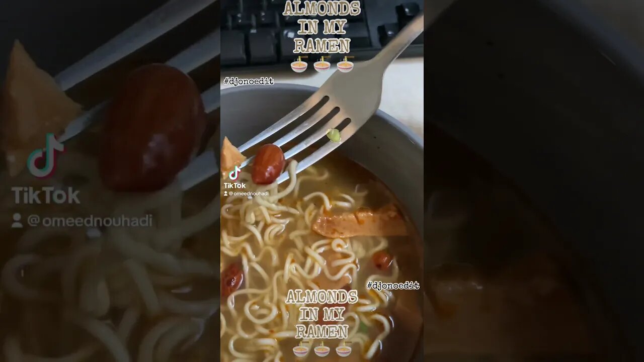 Almonds in my Ramen 🍜🍜🍜