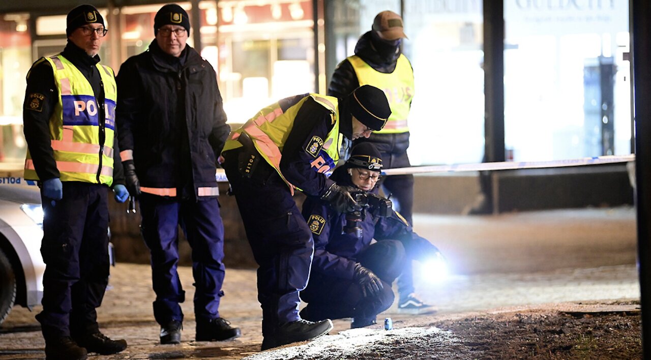 Sweden: Terrorism eyed after ax attack injures 8