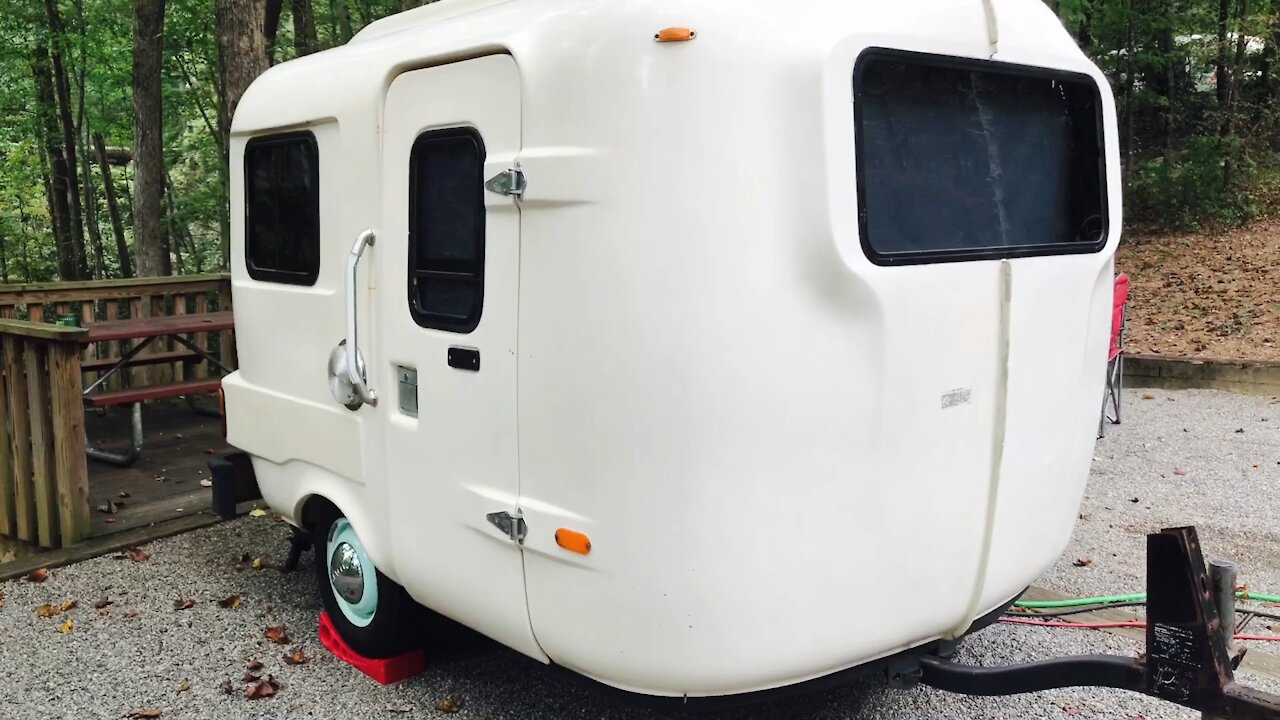 Vintage Camper Remodel - Before and After