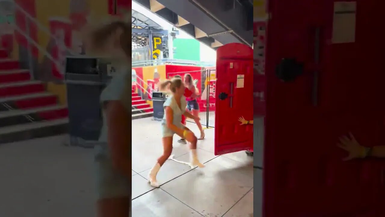 white girl fight