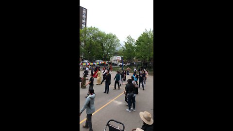 tibetan goup dance in Toronto Little Tibet