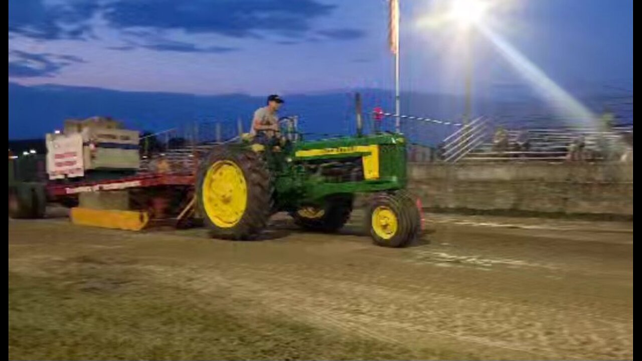 2024 Antique Tractor Pull