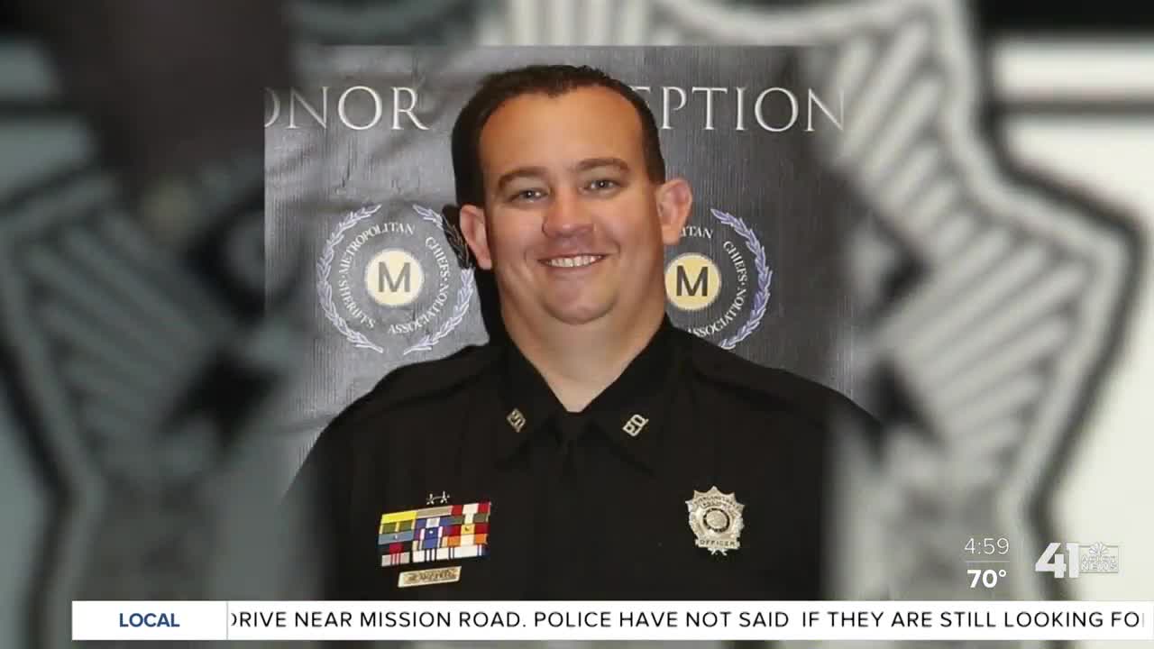 Friends, co-workers set up funds for Officer Mike Mosher's family