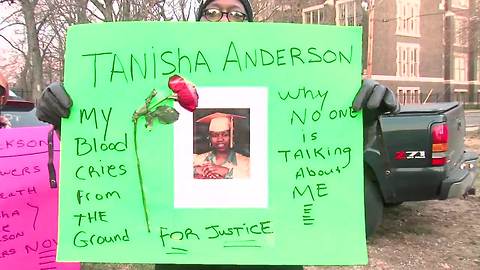 Family of 37-year-old Tanisha Anderson alleges cover up in grand jury probe