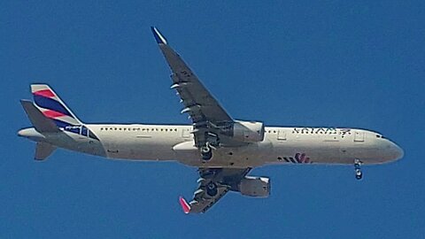 Airbus A321 PT-XPJ coming from Guarulhos to Fortaleza