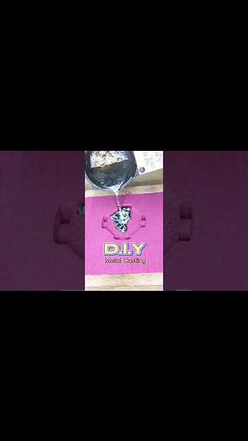 Amazing Metal Casting with Kinetic Sand #diy #shortsfeed #shorts