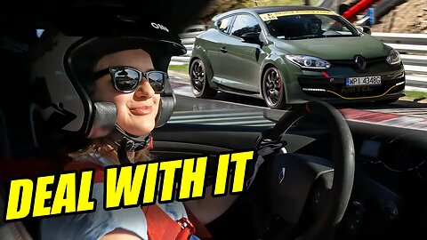 SHE is Really Smooth in Her Megane R.S.! | Nürburgring