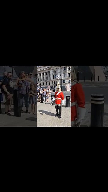 watch your back make way #horseguardsparade