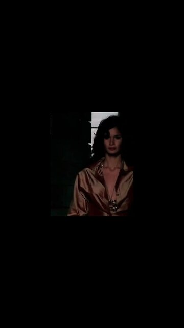 Caroline Ribeiro for Versus Spring/Summer 2001