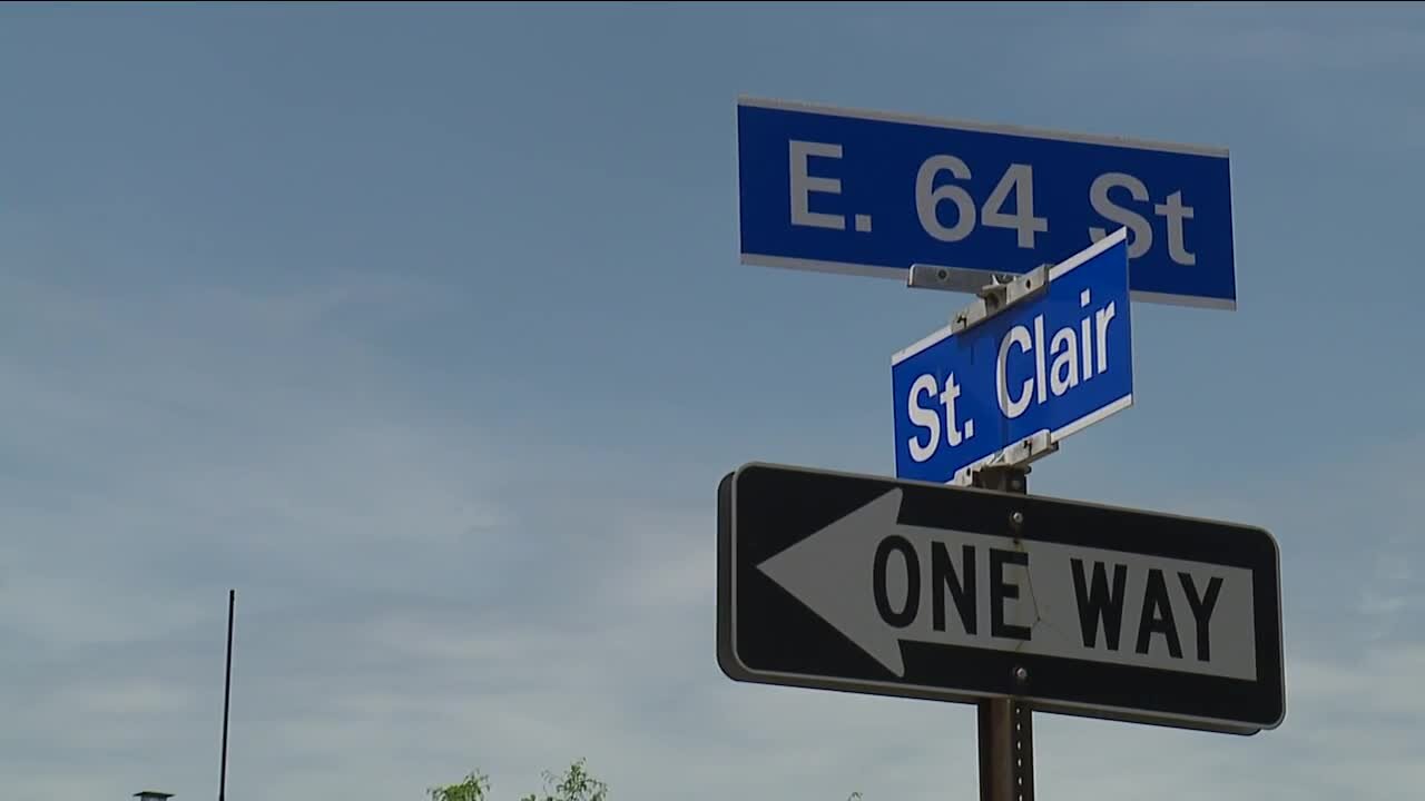 33-year-old man found dead on street on Cleveland's East Side