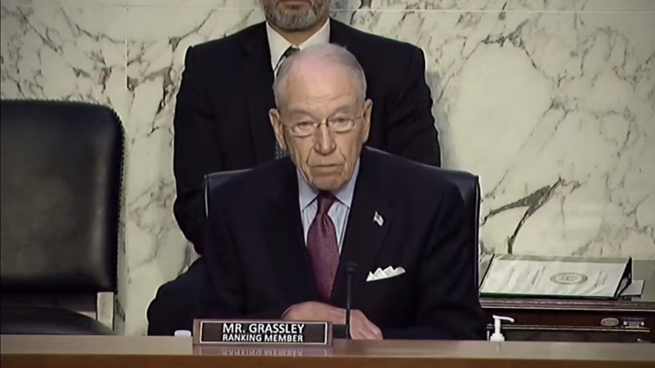 Sen. Chuck Grassley On FBI Political Bias!