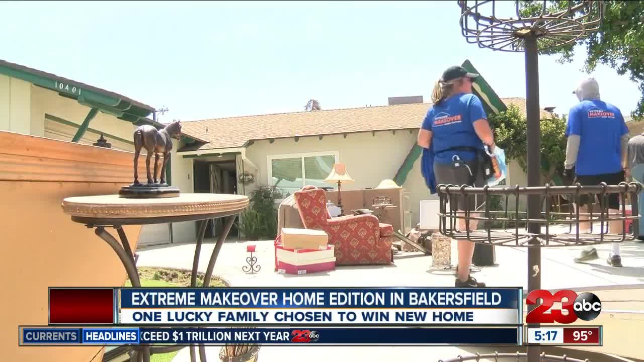 Extreme Makeover : Home Edition Reveals Chosen Family