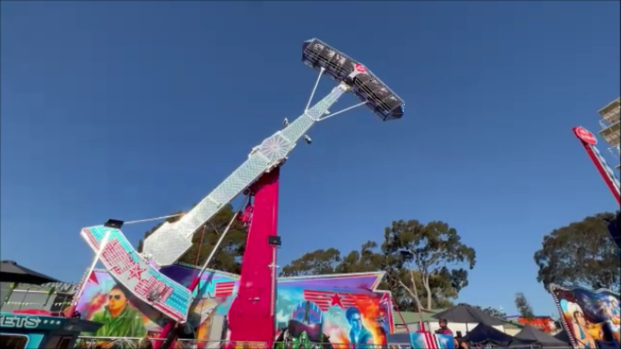 Top Gun Carnival Ride