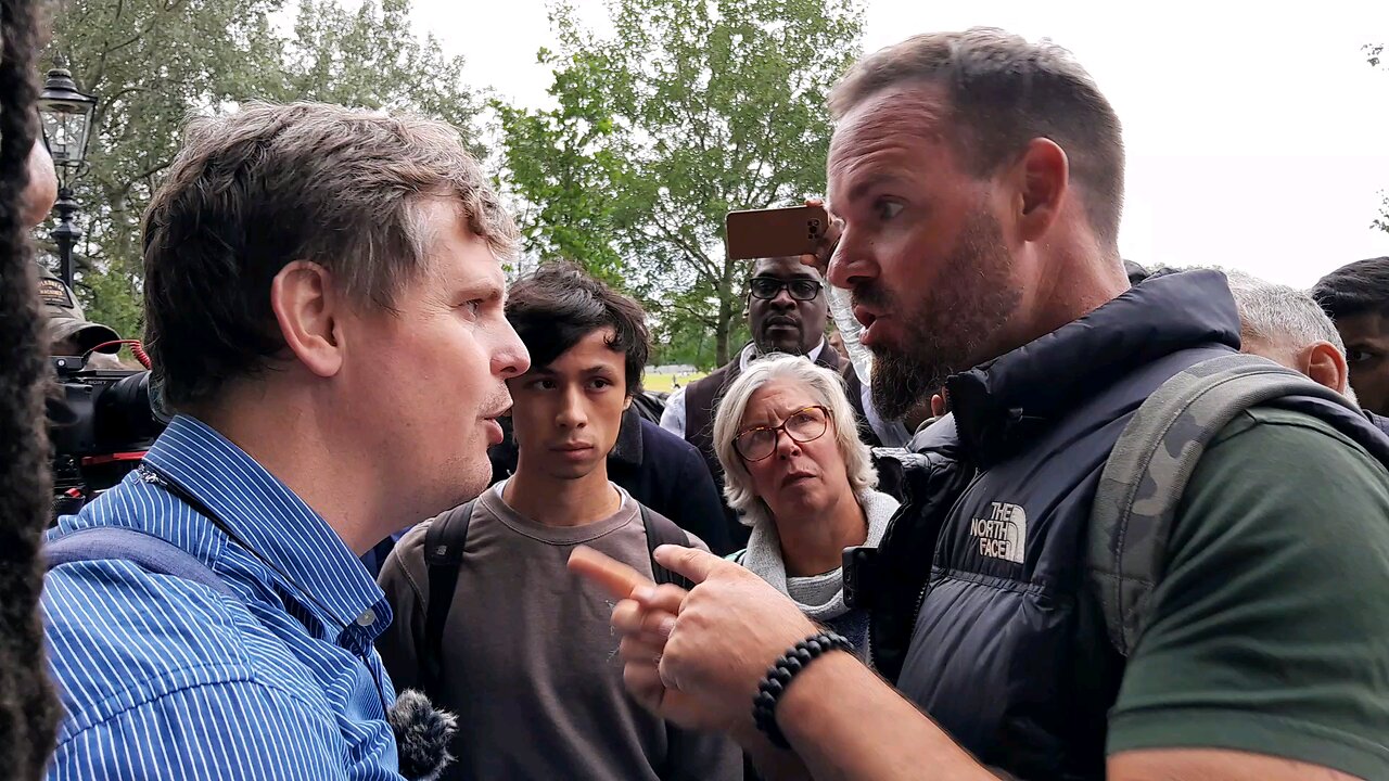 Heated debate between Christian & Muslim at Speakers Corner