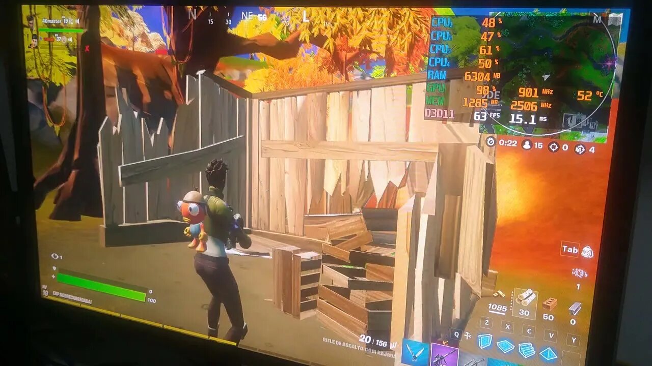 AMD Athlon X4 950 com GT 730 2GB GDDR5 Yeston, testando Fortnite em Full HD competitivo.