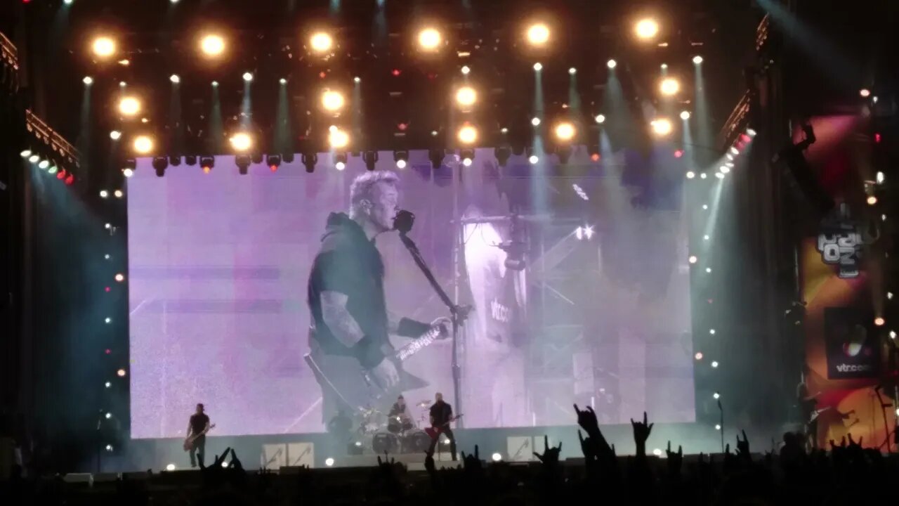 Metallica ◉ Lollapalooza 2017 📅 01 04 2017 🎵 Seek & Destroy 🎵 📍 Parque O'higgins 🌎 Santiago Chile