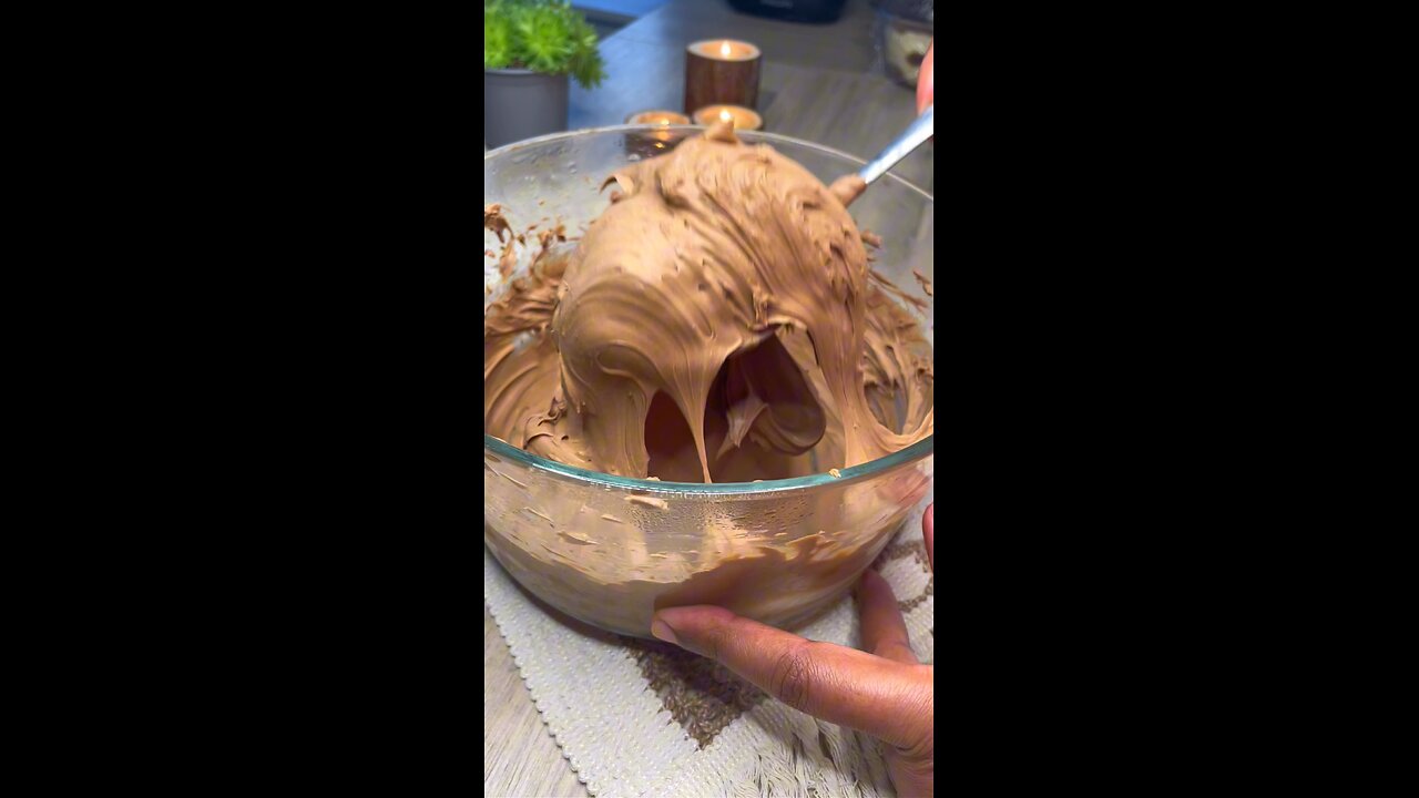 2 ingredients Chocolate Mousse 🍫 #viralreelschallenge #trendingvideo #chocolatemousse