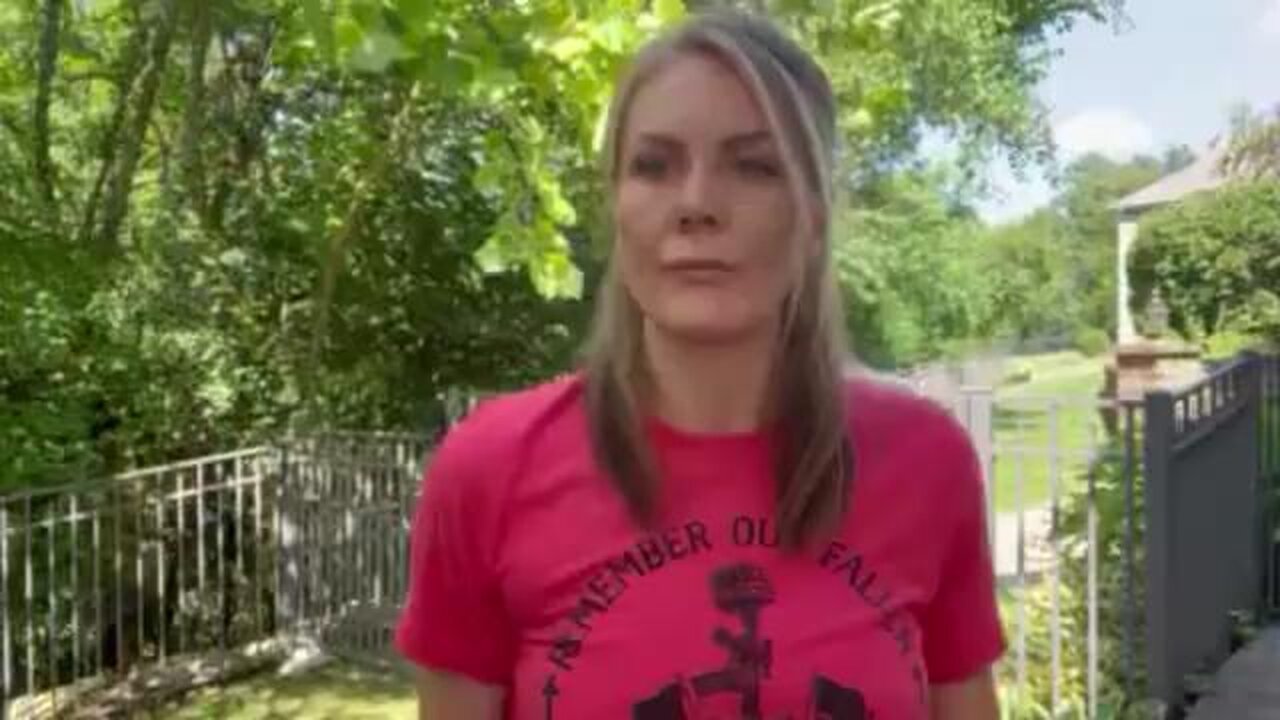 Jaclyn Schmitz, stepmother of Lance Corporal Jared Schmitz.